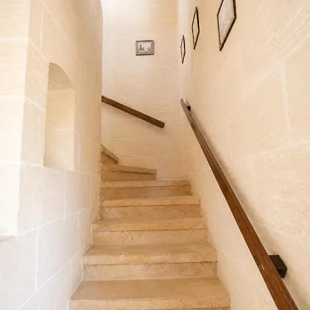 וילה Ir Razzett Ta Elias Traditional 4 Bedroom Gozitan With Private Pool, En-suite Bathrooms Bbq In